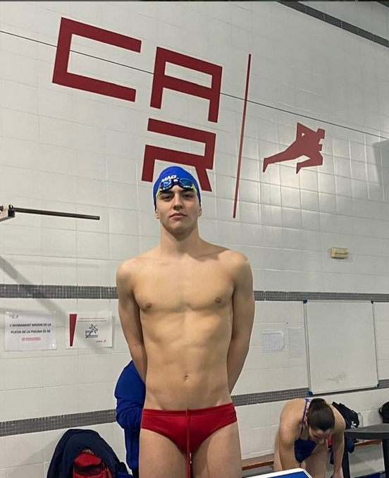 ROC VELA, CONCENTRAT AL CAR!